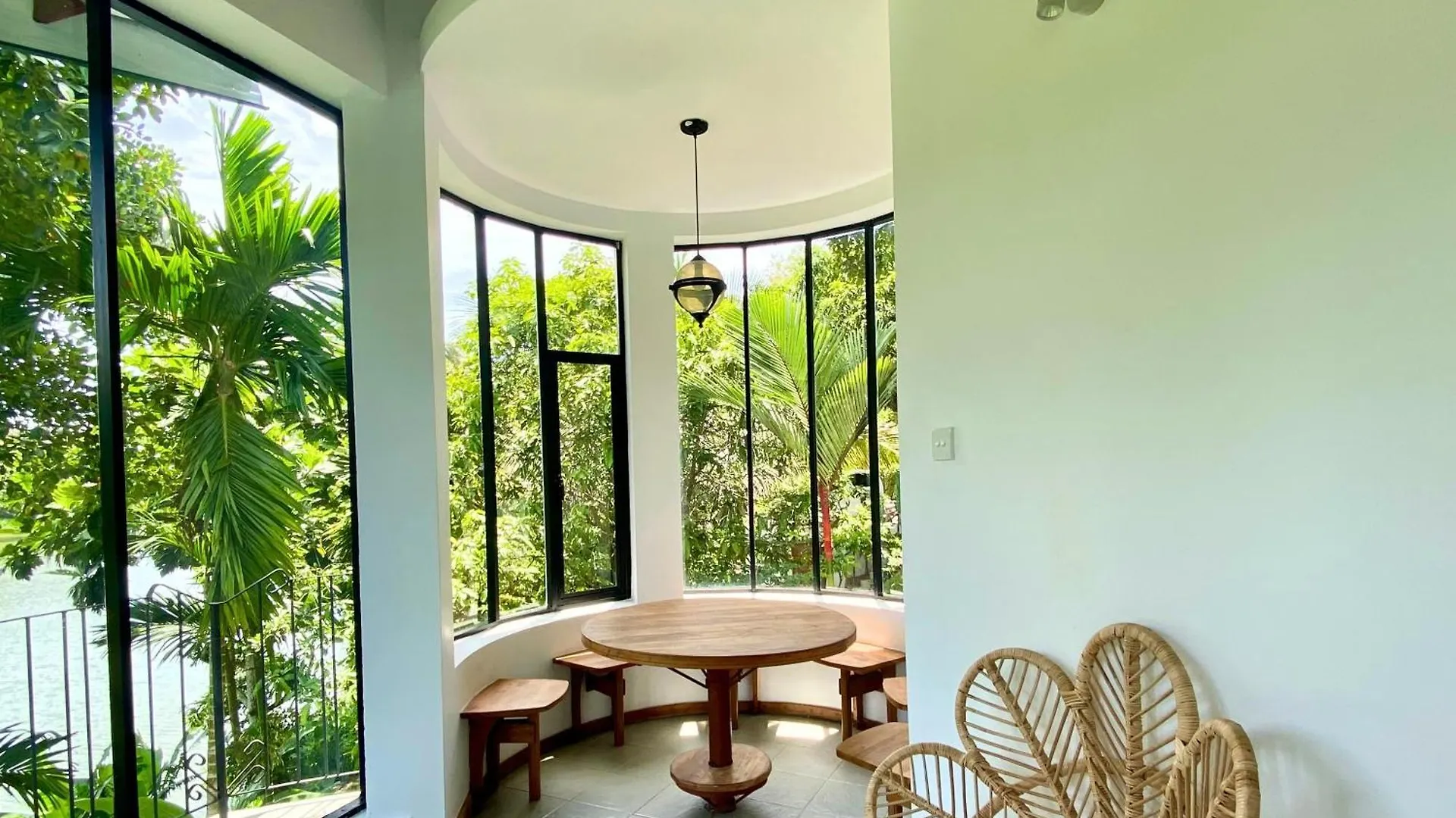 Panta Rhei Suite One Kandy